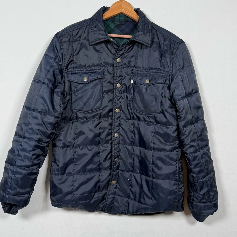 Levi's Dark Blue Quilted Shirt Jacket, Reversible to Plaid, Great Condition! - Picture 2 of 12